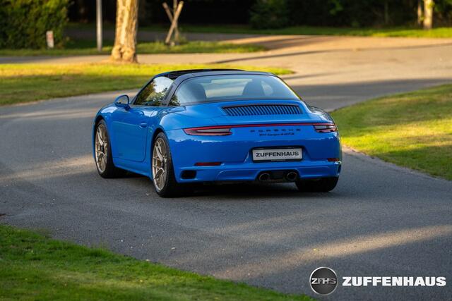 Porsche 911 3.0 Targa 4 GTS PTS PCCB Porsche Exclusive