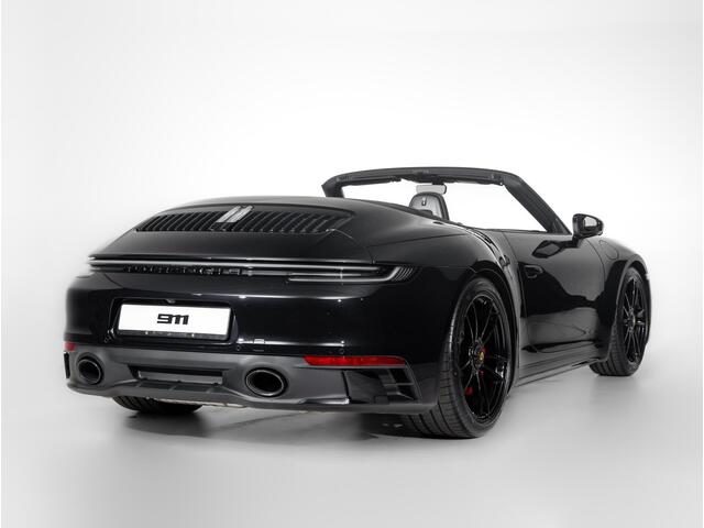 Porsche 911 Carrera 4 GTS Cabriolet