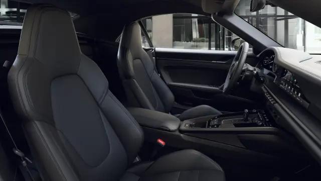 Porsche 911 Carrera 4 GTS Cabriolet