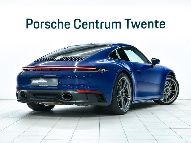 Porsche 911 Carrera GTS