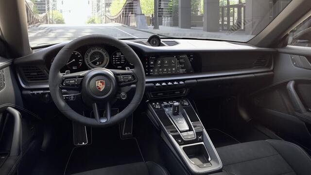 Porsche 911 Carrera GTS Cabriolet