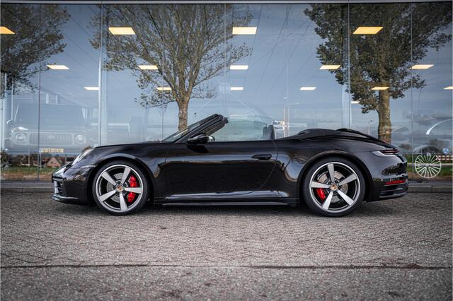 Porsche 911 Cabrio 4S (450pk) Sport Design ** Ventilatie ** 4 wielsturing ** BOSE ** Classic 21"
