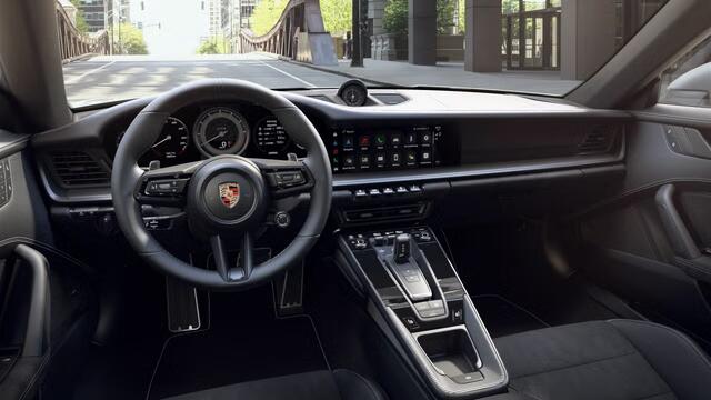 Porsche 911 Carrera GTS