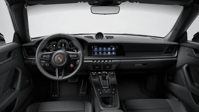 Porsche 911 Carrera 4 GTS Cabriolet