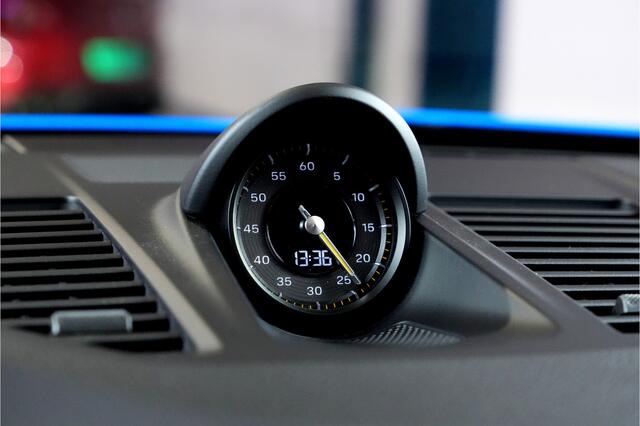 Porsche 911 4.0 GT3 Touring 375kW/510pk PDK7 FULL XPELL + FRONT LIFT + IPE EXHAUST + CAMERA + ACHTERASBESTURING + 18-WEG STOELEN + CARBON DAK + PDLS+ GETINT MATRIX LED + STOELVERWARMING + CAMERA + BOSE SOUND + LICHT DESIGN + PARKSENSOREN + 20/21" LM-VELGEN!!