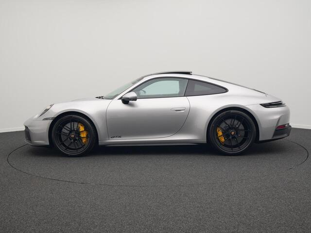 Porsche 911 Carrera GTS