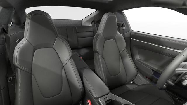 Porsche 911 Carrera 4 GTS