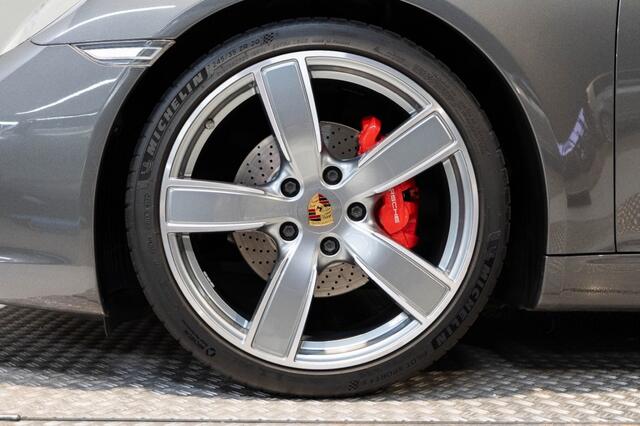 Porsche 911 3.0 CARRERA, 20 Inch, PVTS Plus, DAB, PCM, PASM, Camera, Carplay, Sportstoelen