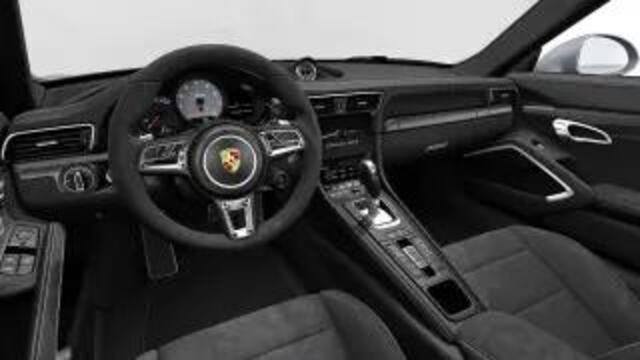 Porsche 911 Carrera GTS Cabriolet