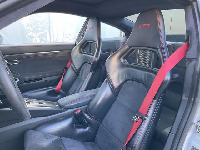 Porsche 911 3.0 Carrera GTS 4WS Carbon buckets Full Dealer-Serviced SportChrono Carbon-Interior Sport-Exhaust Perfect Condition!
