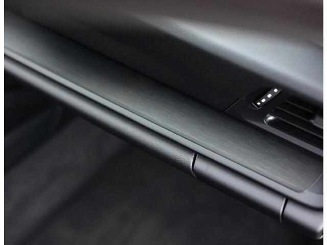 Porsche 911 3.0 Carrera 4 GTS | PDCC - Pano - Camera - Chrono