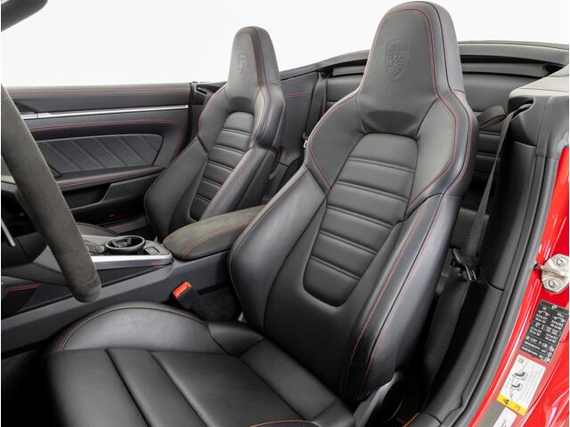 Porsche 911 Turbo S Cabriolet