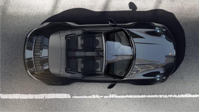 Porsche 911 Carrera 4 GTS Cabriolet