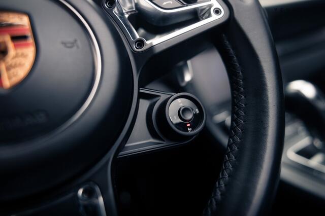 Porsche 911 991.2 - 3.0 CARRERA 4 GTS