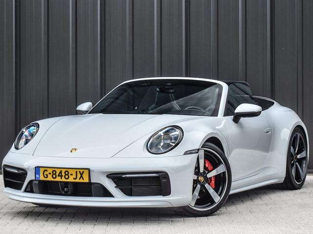 Porsche 911 Cabrio 3.0 Carrera 4 S | NL-AUTO | SPORT DESIGN PACK | 4-WHEEL BESTURING | LIFT SYSTEEM | SPORT CHRONO | 18-WEGS MEMORY SEATS | BURMESTER SOUND | ADAPTIVE CRUISE | CARBON PACK | MATRIX LED | 360 CAMERA | NEW PRICE: 236.000