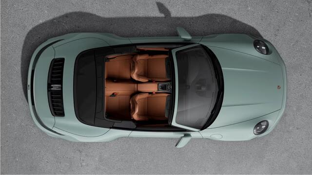 Porsche 911 Carrera 4 GTS Cabriolet