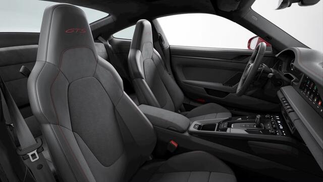 Porsche 911 Carrera 4 GTS