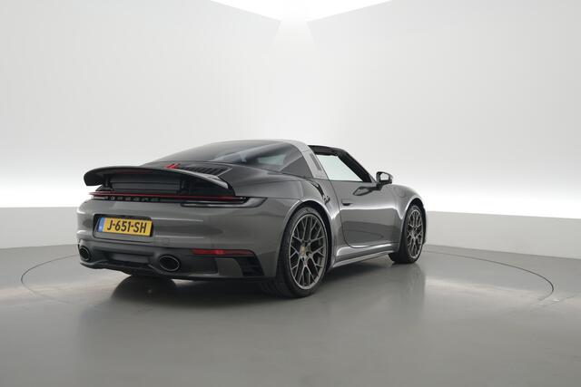Porsche 911 Targa 4S 3.0 Orgi. NL | Liftsysteem | 20/21 inch RS Spyder | leder truffelbruin | Bose | Stoelventi. | PLMS