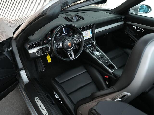 Porsche 911 Carrera 4 GTS 3.0 450pk Cabrio |sportuitlaat|sportchrono|Bose|PDLS+|Apple Carplay|18-voudige stoelen|parkeer camera|stoelverwarming|