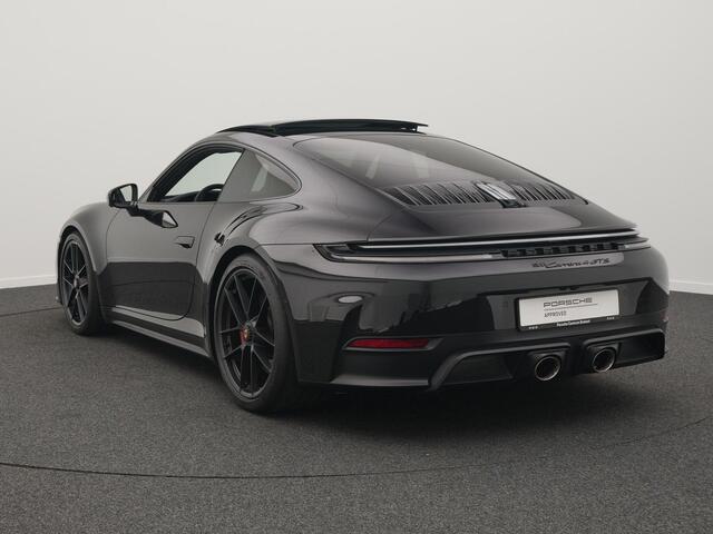 Porsche 911 Carrera 4 GTS