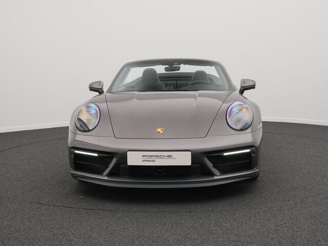 Porsche 911 Carrera 4 GTS Cabriolet