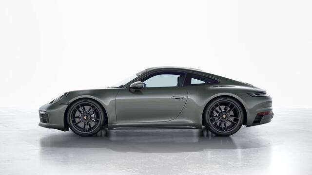 Porsche 911 Carrera 4 GTS