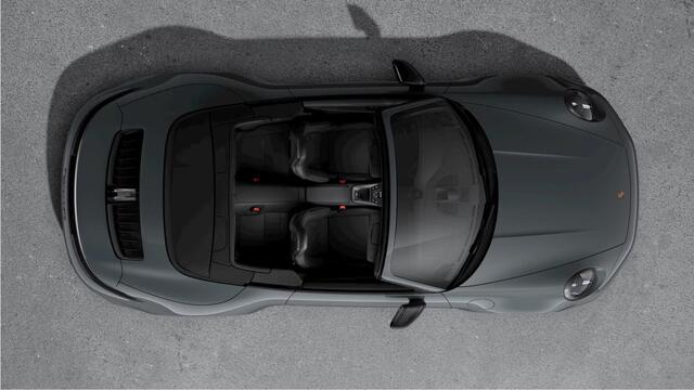 Porsche 911 Carrera 4 GTS Cabriolet