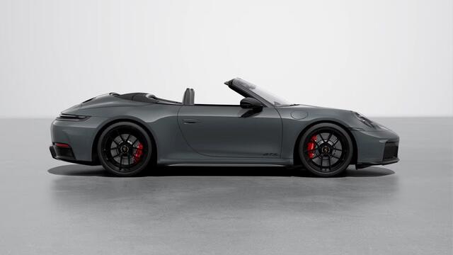 Porsche 911 Carrera 4 GTS Cabriolet