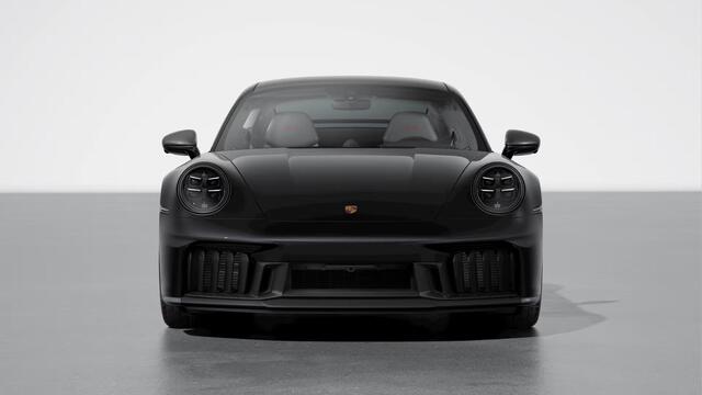 Porsche 911 Carrera 4 GTS