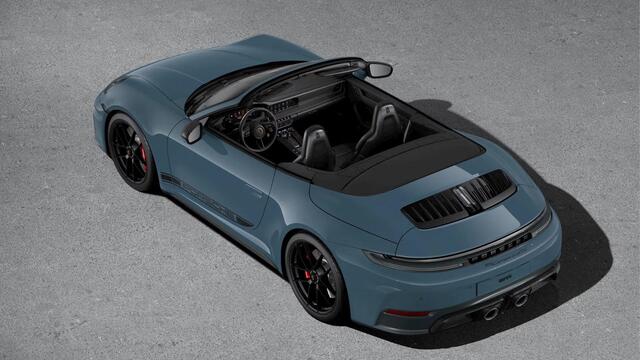 Porsche 911 Carrera 4 GTS Cabriolet