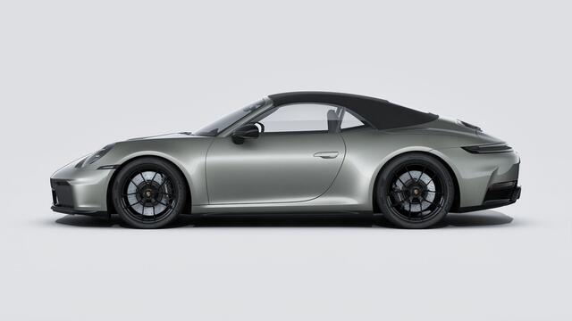 Porsche 911 Carrera 4 GTS Cabriolet