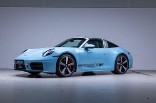 porsche-911-targa-carrera-4s-pts-l-