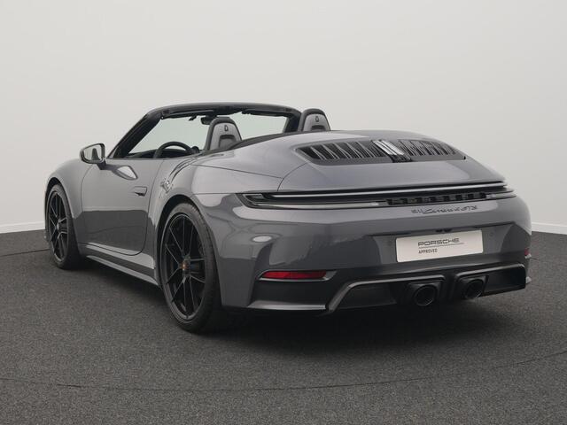 Porsche 911 Carrera 4 GTS Cabriolet