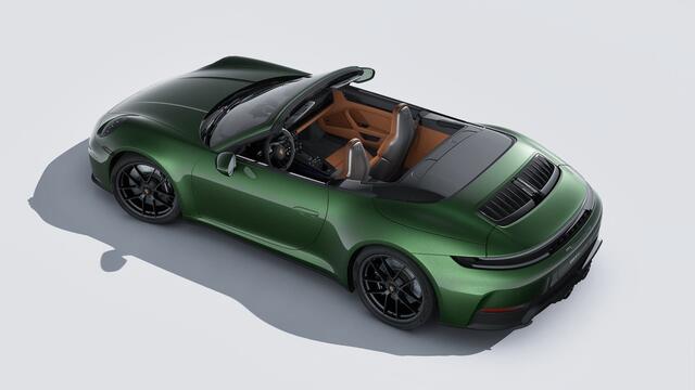 Porsche 911 Carrera 4 GTS Cabriolet