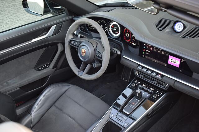 Porsche 911 Cabrio 3.0 Carrera GTS Sport Design | Sport Chrono | BOSE | Porsche Dynamic Light | 34567km!