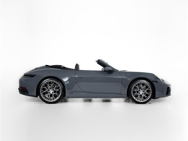 Porsche 911 Carrera Cabriolet