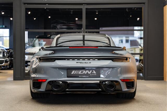 Porsche 992 911 Turbo S Lift Carbon Exclusive Manufaktur Aerokit 3.8 911 Turbo S .