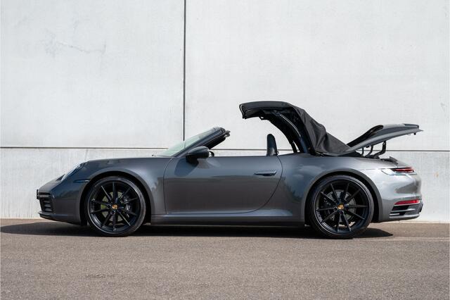 Porsche 992 911 Cabrio 3.0 Carrera Sportuitlaat / 90L Tank