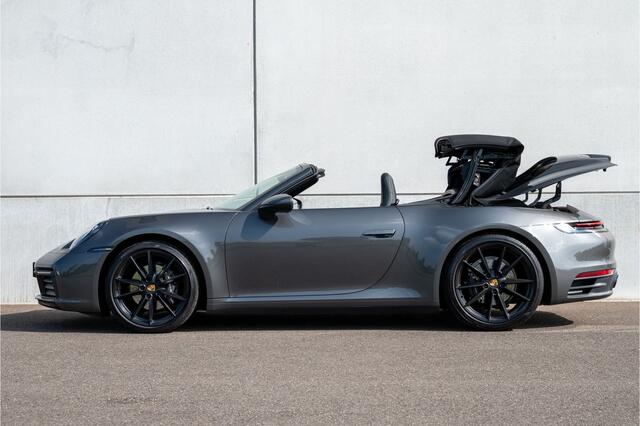 Porsche 992 911 Cabrio 3.0 Carrera Sportuitlaat / 90L Tank