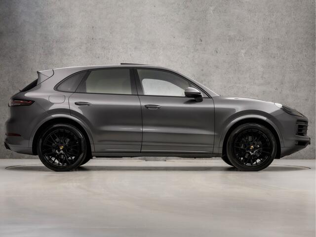 Porsche CAYENNE 3.0 340Pk (PANORAMADAK, APPLE CARPLAY, GROOT NAVI, LUCHTVERING, SPORTCHRONO, ADAPTIVE CRUISE, MEMORY SEATS, 360 CAMERA, GETINT GLAS, NIEUWSTAAT)