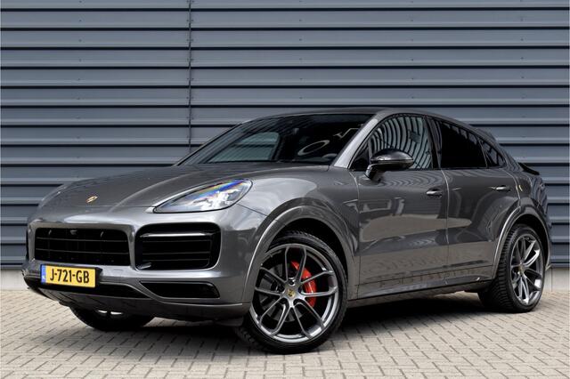 Porsche CAYENNE Coupé 3.0 E-Hybrid 462pk Lightweight GT Package | Carbon Exterieur | Carbon Dak | 22'' GT Design Wielen | Sportuitlaat |