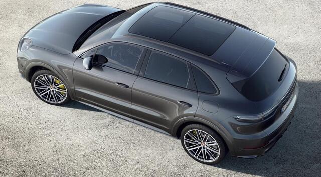 Porsche CAYENNE Turbo S E-Hybrid