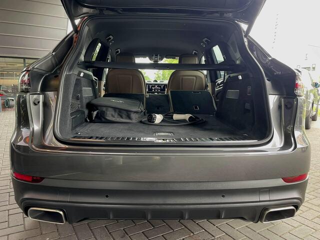 Porsche CAYENNE 3.0 E-Hybrid | Luchtvering | Volleder | Adap Sportstoelen 18 voudig | Lane Assist | Stuurbekr Plus | Led v| Org NL | 65.000km