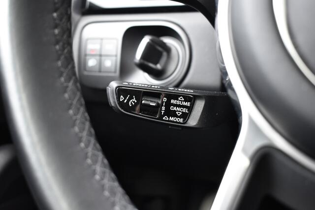 Porsche CAYENNE Coupé 3.0 E-Hybrid 462pk Sport Design | Panoramadak | 22'' Velgen | ACC | Head-Up | Bose | Sportchrono | Leder Dashbord |