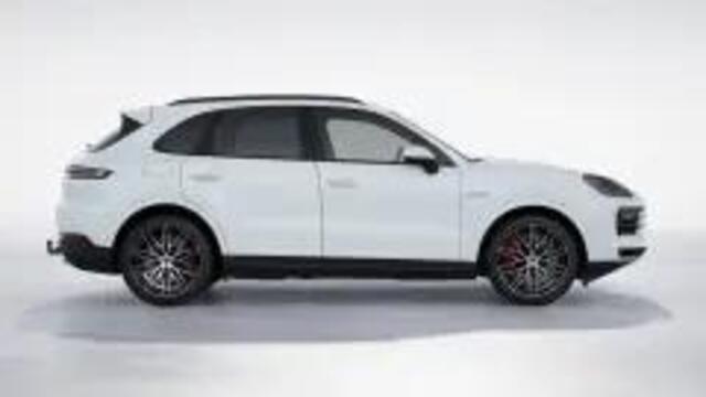 Porsche CAYENNE S E-Hybrid