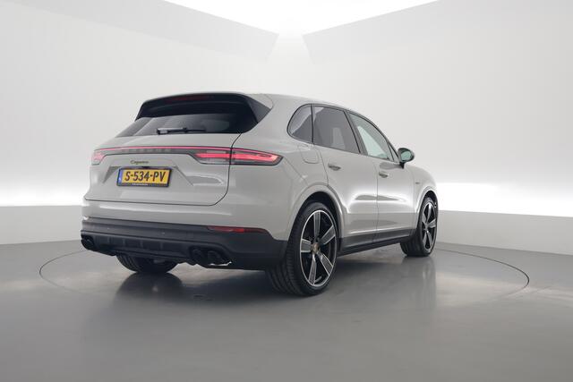 Porsche CAYENNE 3.0 E-Hybrid Platinum Edition | Pano | Sport chrono | 22'' | Luchtvering | Bose Audio | Adapt. Cruise