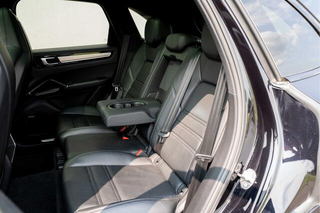 Porsche CAYENNE 3.0