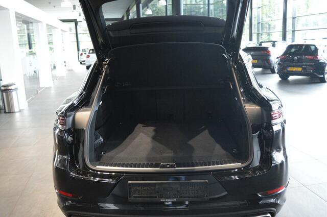 Porsche CAYENNE Coupé 3.0 E-Hybrid Bose pano luchtvering softclose 22 inch !!