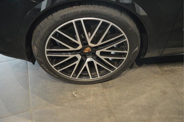 Porsche CAYENNE Coupé 3.0 E-Hybrid Bose pano luchtvering softclose 22 inch !!
