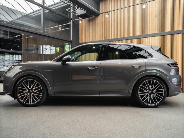 Porsche CAYENNE E-Hybrid Sport Design 18-Weg Sport Stoelen E-Hybrid Mega Vol ACC Volleder